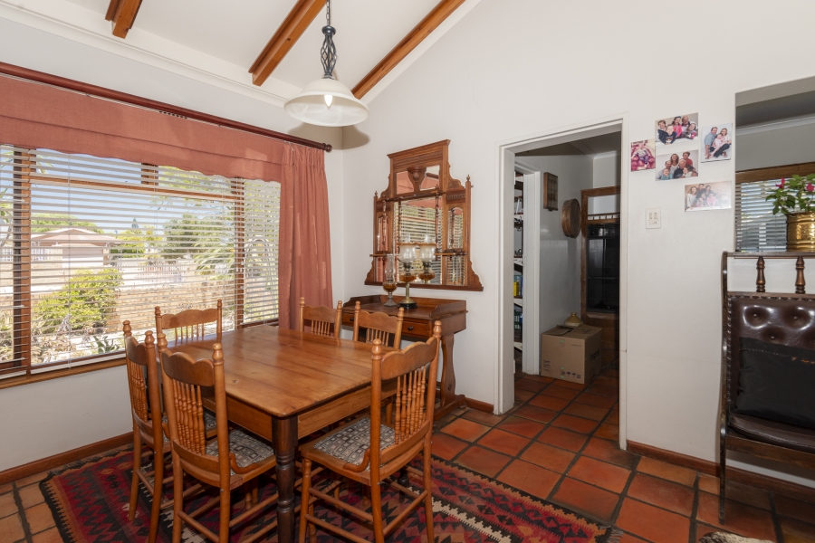 4 Bedroom Property for Sale in Middedorp Western Cape